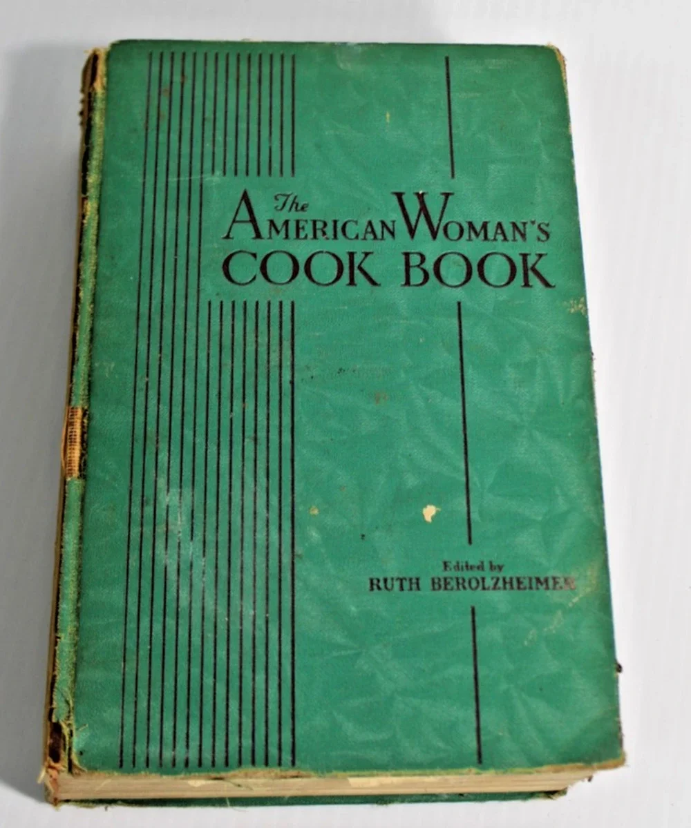 Vintage 1939 The American Woman's Cook Book Hardcover Thumb Indexed